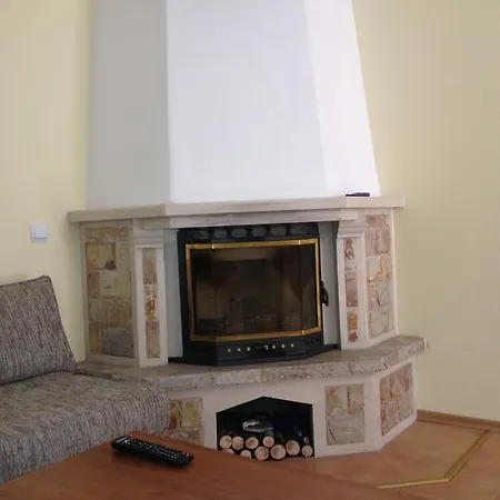 Apartment In Castle Complex *